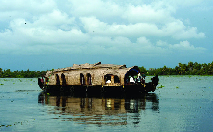 Backwaters - Hausboot &copy; Department of Tourism, Government of Kerala