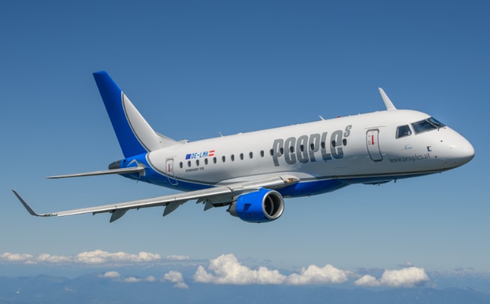 People's setzt eine einzige Embraer 175 mit 76 Sitzplätzen ein. &copy; People's / Tino Dietsche