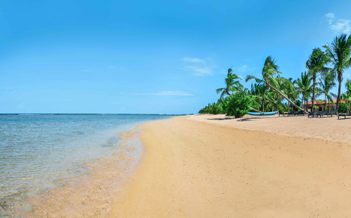 Das Resort liegt direkt am Strand. &copy; Sun Siyam Resorts