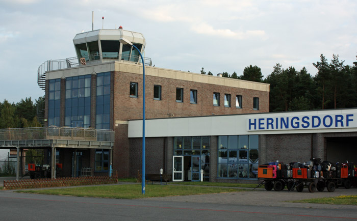 Klein, aber fein: Der Flughafen Heringsdorf. © Martin Metzenbauer Klein, aber fein: Der Flughafen Heringsdorf. © Martin Metzenbauer