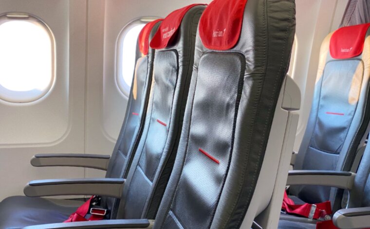 Der Sitzkomfort in der AUA-Business-Class ist überschaubar - egal ob in der ersten oder einer anderen Reihe. &copy; 