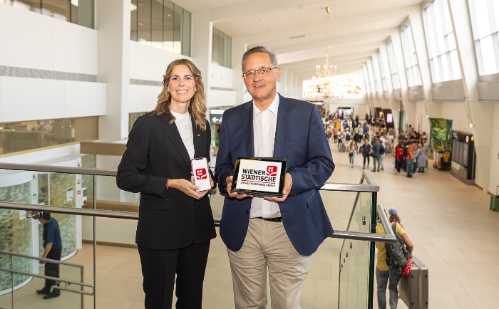 Sonja Steßl, stellvertretende Vorstandsvorsitzende der Wiener Städtischen, mit Flughafen-Wien-Vorstand Günther Ofner. &copy; Flughafen Wien