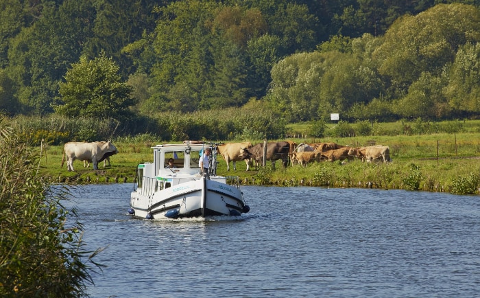 Hausboot auf der Havel bei Bredereiche. &copy; Locaboat Holidays