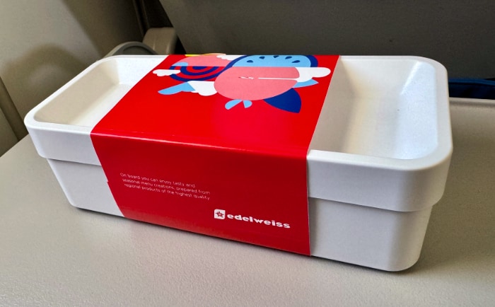 Snack Box in der Economy Class. &copy; ReiseInsider