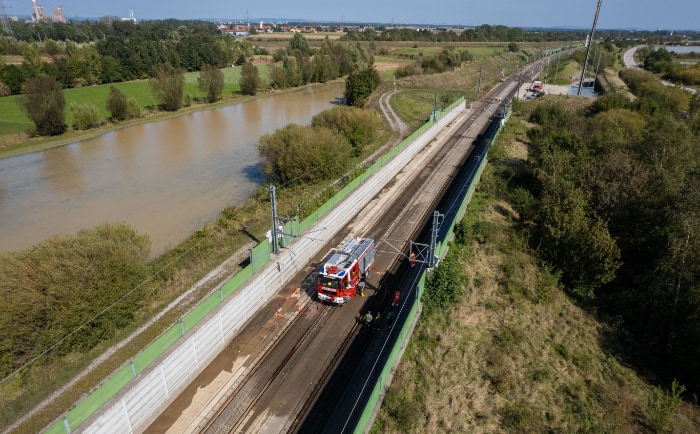 Die Aufräumarbeiten an der Westbahnstrecke werden noch länger andauern. &copy; ÖBB / Mayer