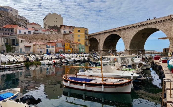 Unbedingt sollte man den kleinen Hafen Vallon des Auffes besuchen. &copy; ReiseInsider