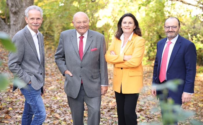 Die Eigentümerfamilie: Gerhard Lemberger, Burkhard L. Ernst, Gabriela Lemberger, Burkhard W.R. Ernst (v.l.n.r.). &copy; Inge Prader