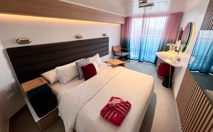 Geradliniges Design in der Sea Terrace Balkonkabine. © ReiseInsider Geradliniges Design in der Sea Terrace Balkonkabine. © ReiseInsider