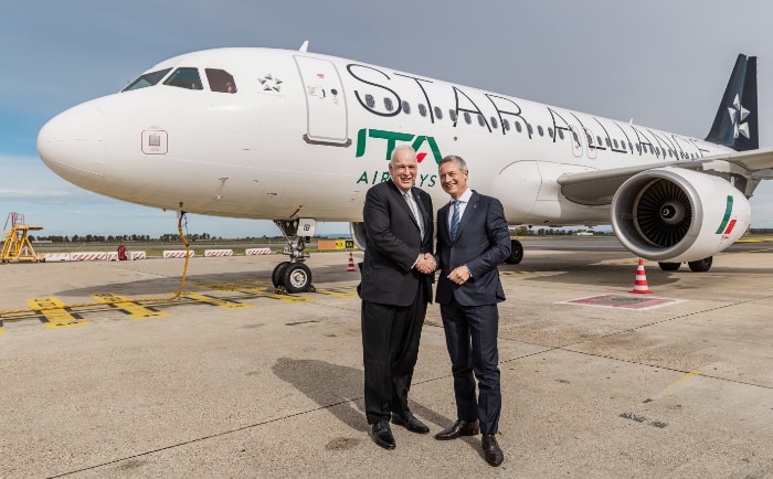 Theo Panagiotoulias, CEO der Star Alliance (links), Jörg Eberhart, CEO von ITA Airways. &copy; Star Alliance