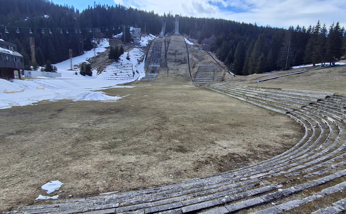 Seit mehr als 40 Jahren landen hier keine Skispringer mehr. &copy; Martin Dichler