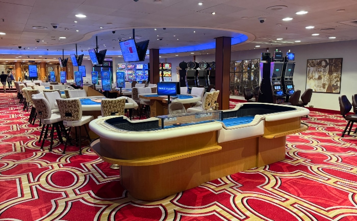 An Bord gibt es auch ein Casino. &copy; ReiseInsider