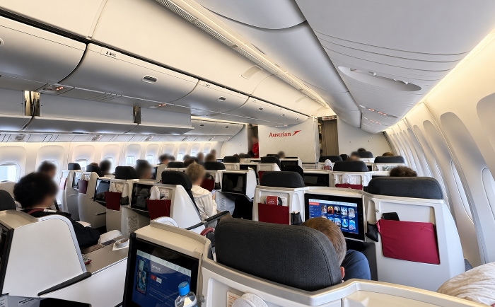 Die Business Class Kabine an Bord der Boeing 777. © ReiseInsider Die Business Class Kabine an Bord der Boeing 777. © ReiseInsider