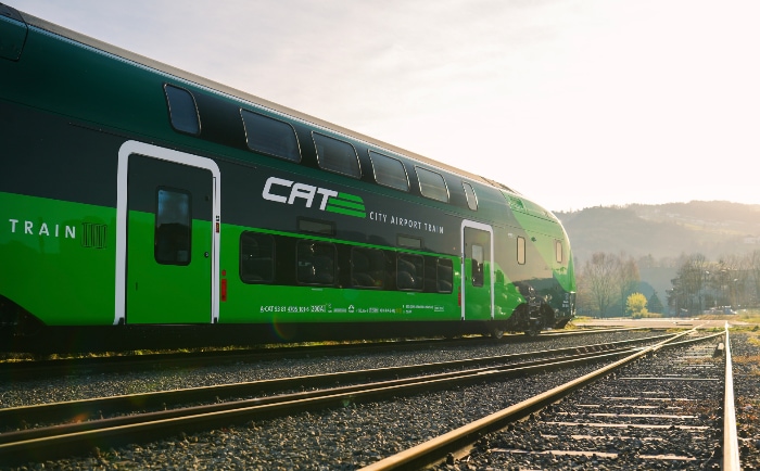 Der neue KISS von Stadler Rail im charakteristischen Grün &copy; CAT / Hammerschmid